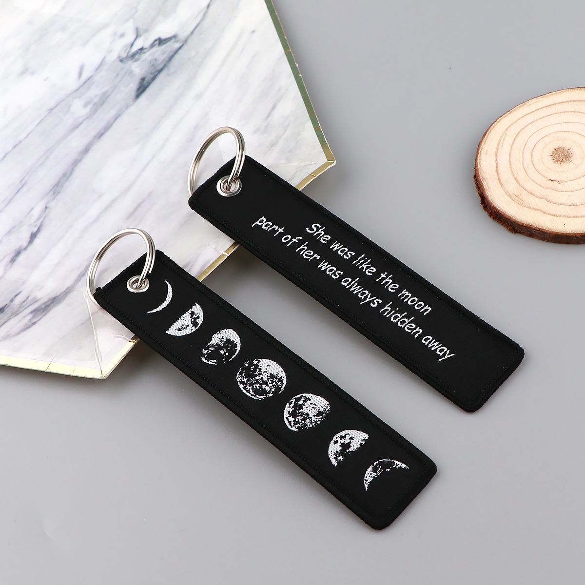 1 SZT. Haftowany brelok do klu – Car Accessories Quotation recenzja i cena