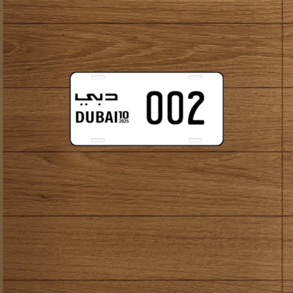 Elegancka tablica rejestracyjn – Car Accessories In Dubai recenzja i cena